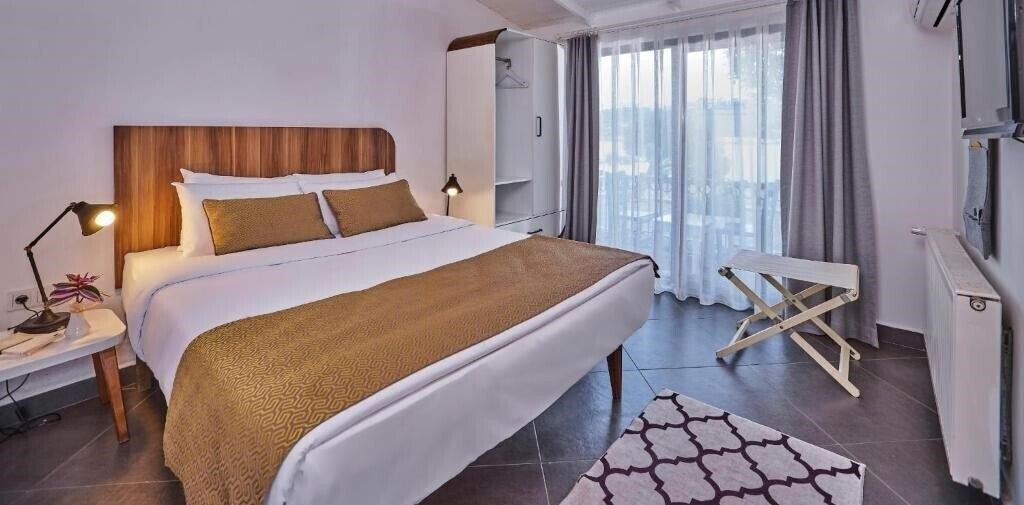 Панорама Maya Bistro Hotel Beach Boutique 3*