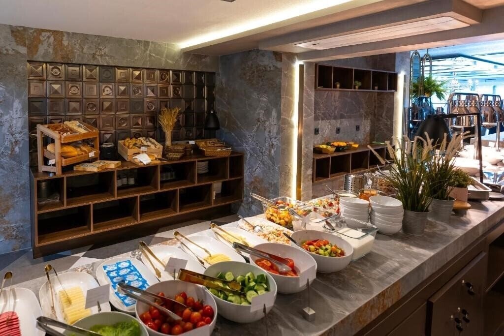 Панорама The New Hotel Zeybek (ex. Zeybek Hotel Izmir) 3*