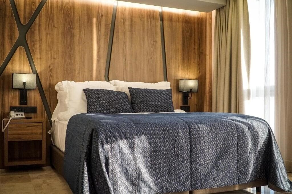 Панорама Extenso Hotel 4*