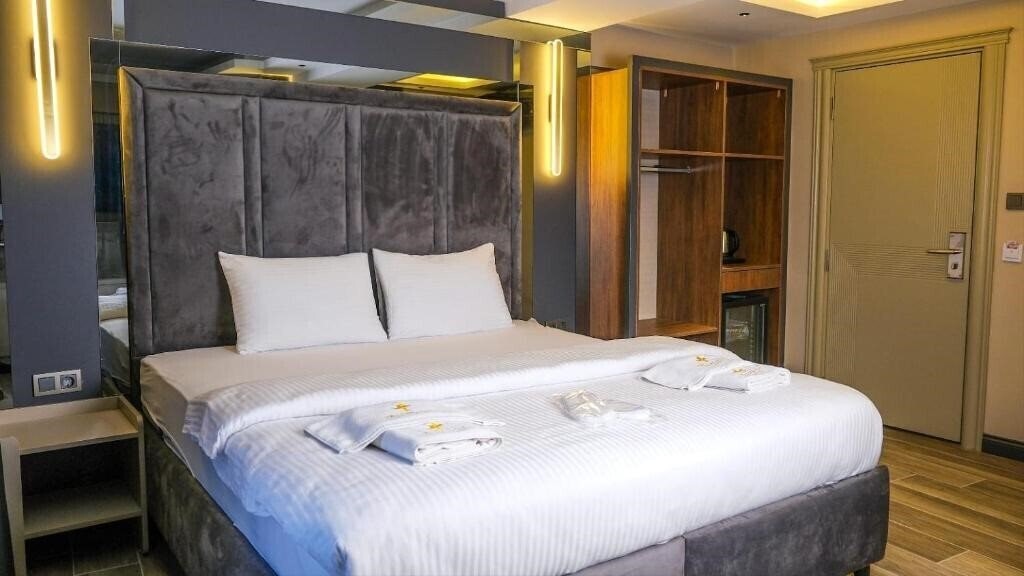 Територія Talles City Hotel (ex. Hotel 1460 Alsancak) 3*