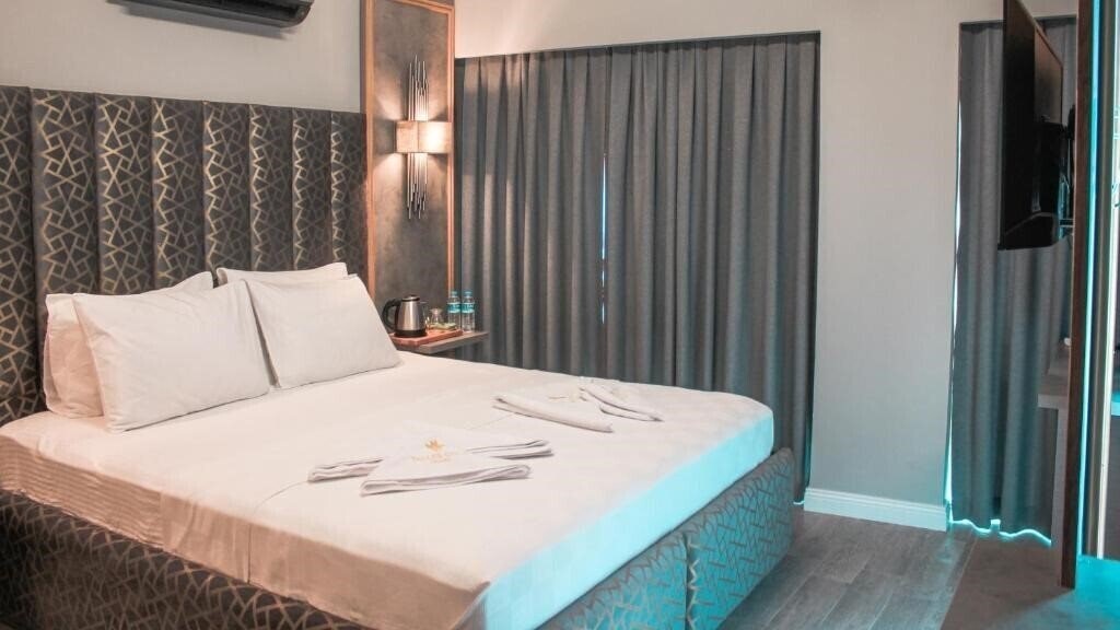 Панорама Talles City Hotel (ex. Hotel 1460 Alsancak) 3*