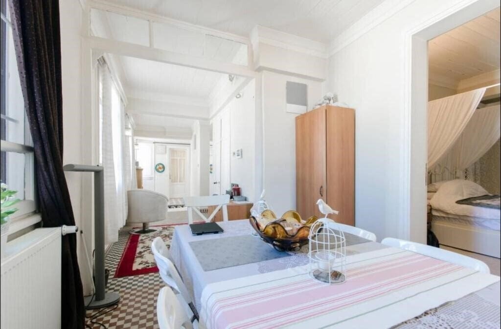 Фото Sari Konak Business Hotel (ex. Odullu Tarihi Rum Evi Teraslı) 3*