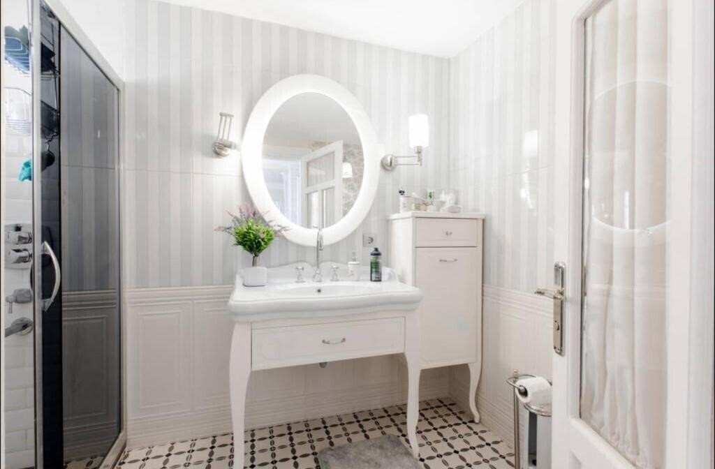 Апартаменти Sari Konak Business Hotel (ex. Odullu Tarihi Rum Evi Teraslı) 3*