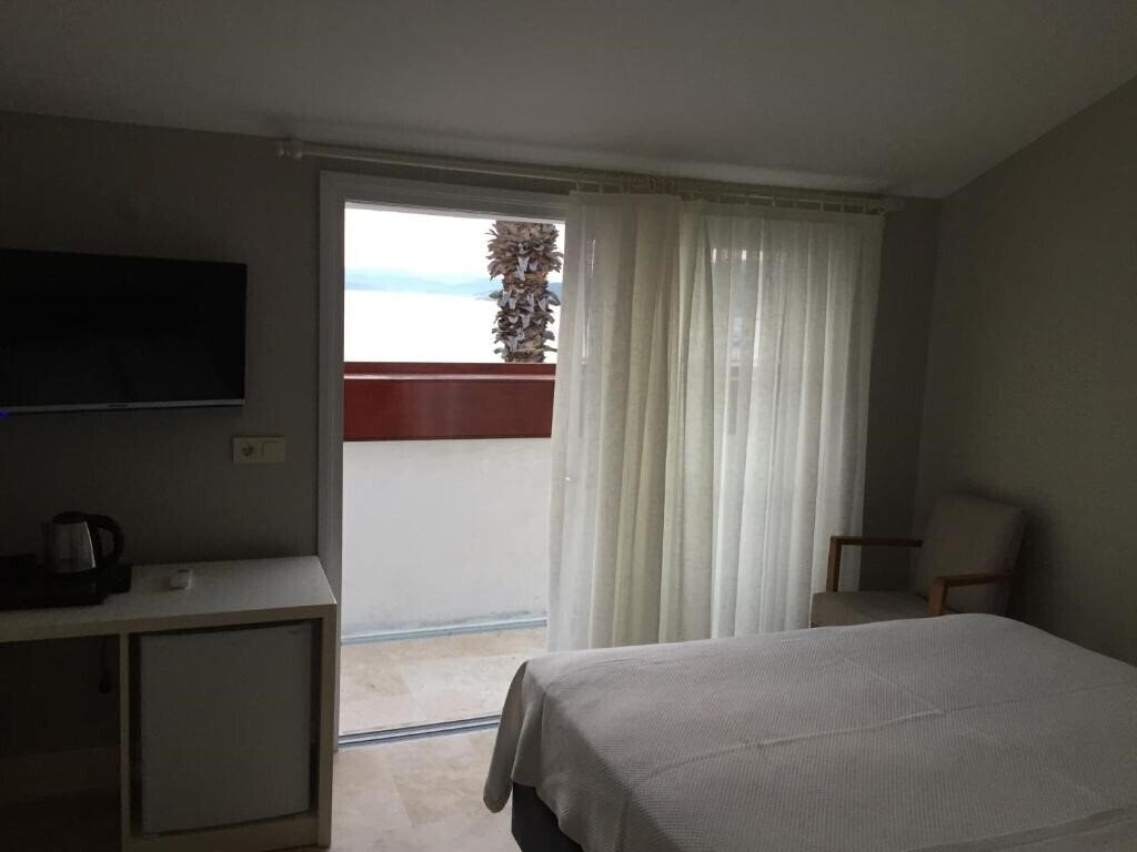 Территория Teos Lodge Pansiyon & Restaurant Boutique 3*