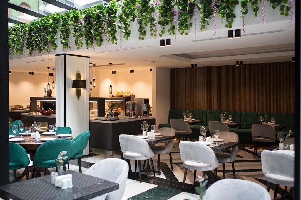 Вид Emen's Hotel (ex. Emen'S Otel) 4*