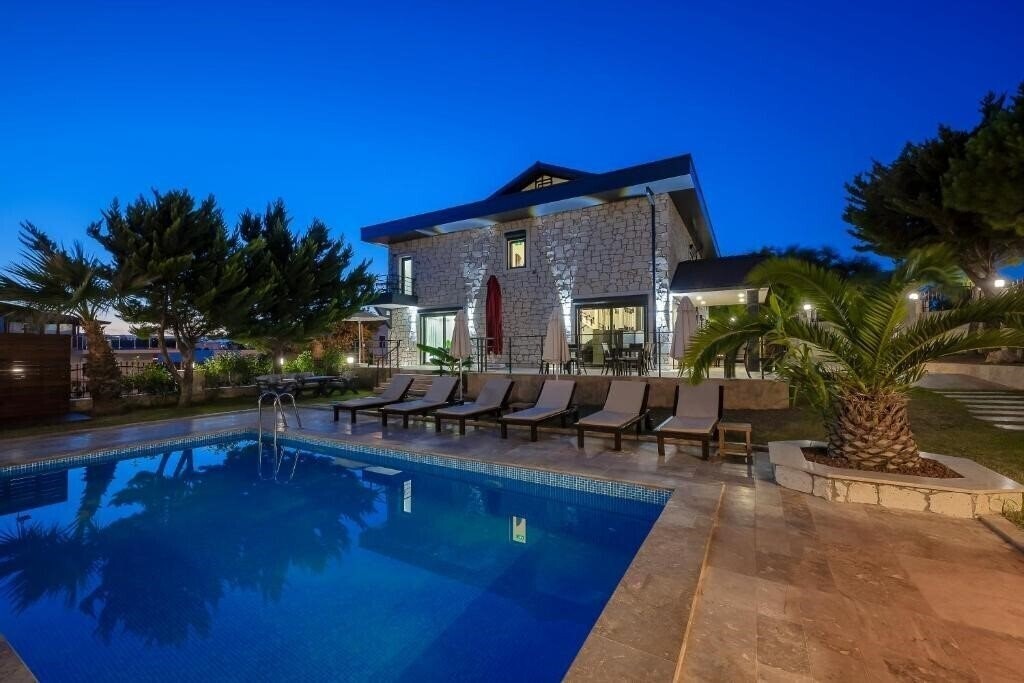 Отель Wind Of Cesme Boutique 3*