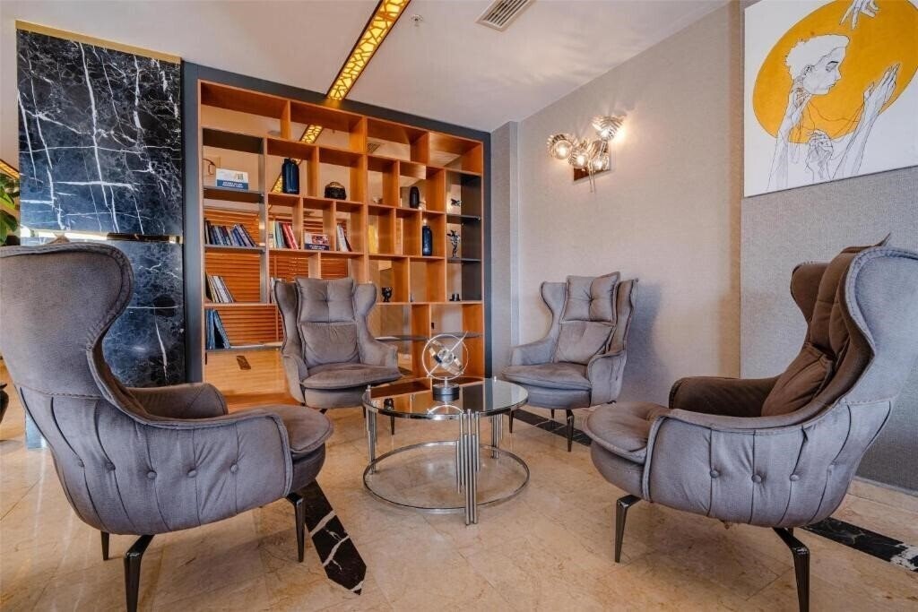 Территория Best Western Hotel Izmir (ex. Mitte Port Hotel Izmir, Aksan) 4*