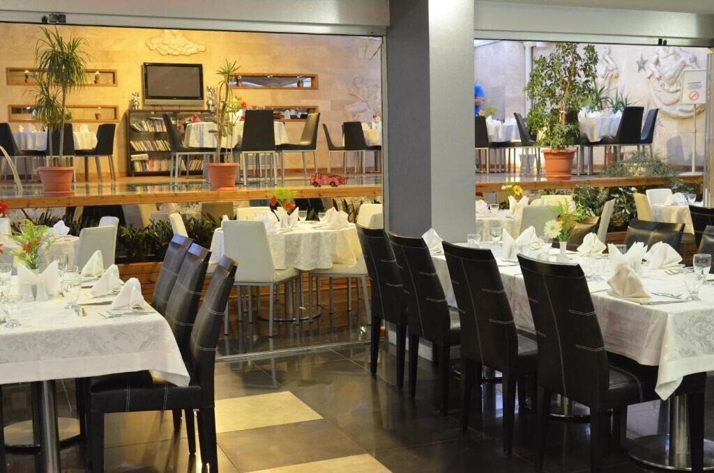 Панорама May Park Hotel Izmir (ex. SC Inn Boutique Hotel) 4*