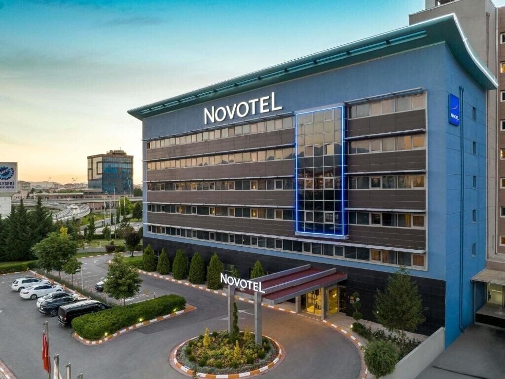 Вид Novotel Kayseri 4*