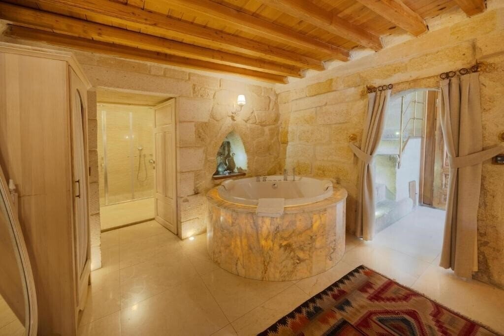 Панорама Tafoni Houses Cave Hotel (ex. Tafoni Evleri) 5*