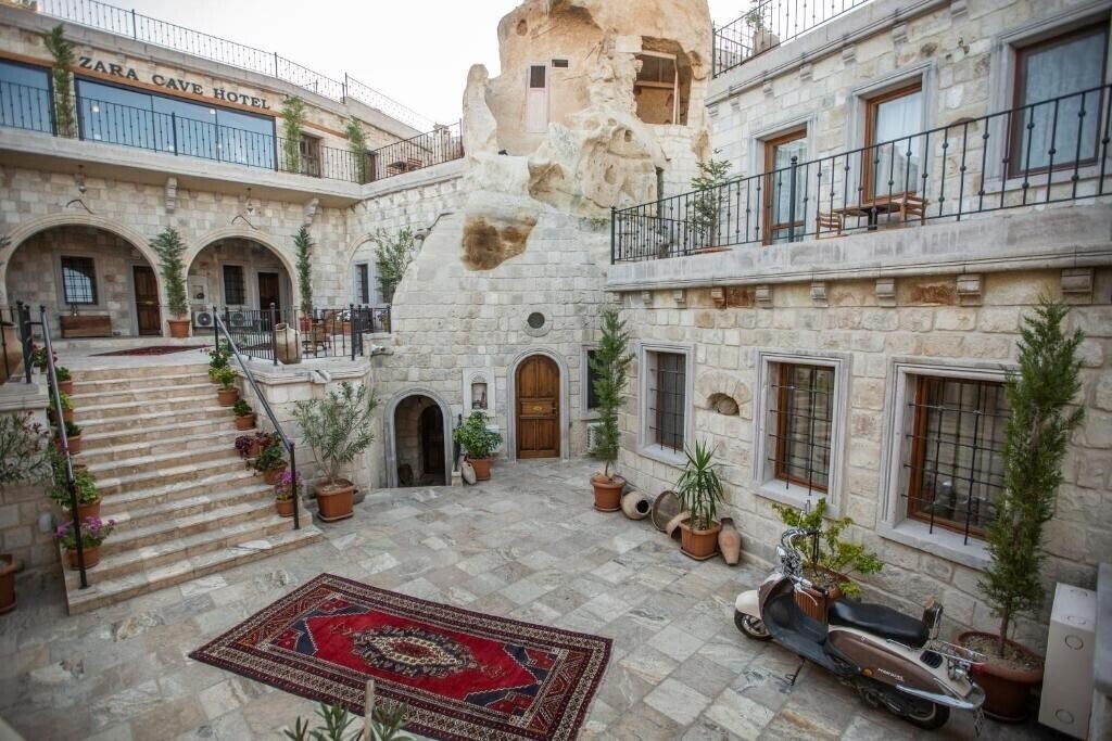 Панорама Zara Cave Hotel S-Class 3*