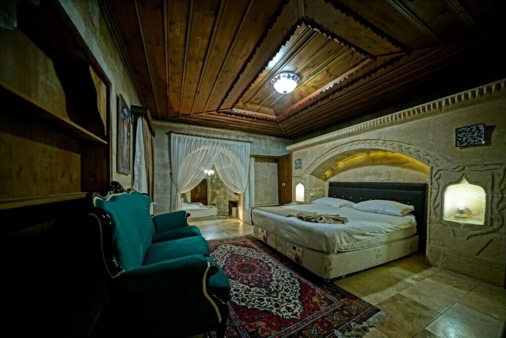 Вид Holiday Cave Hotel (ex. Flintstones Cave) 3*