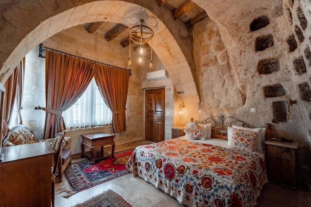 Вид Amber Cave Suites 4*