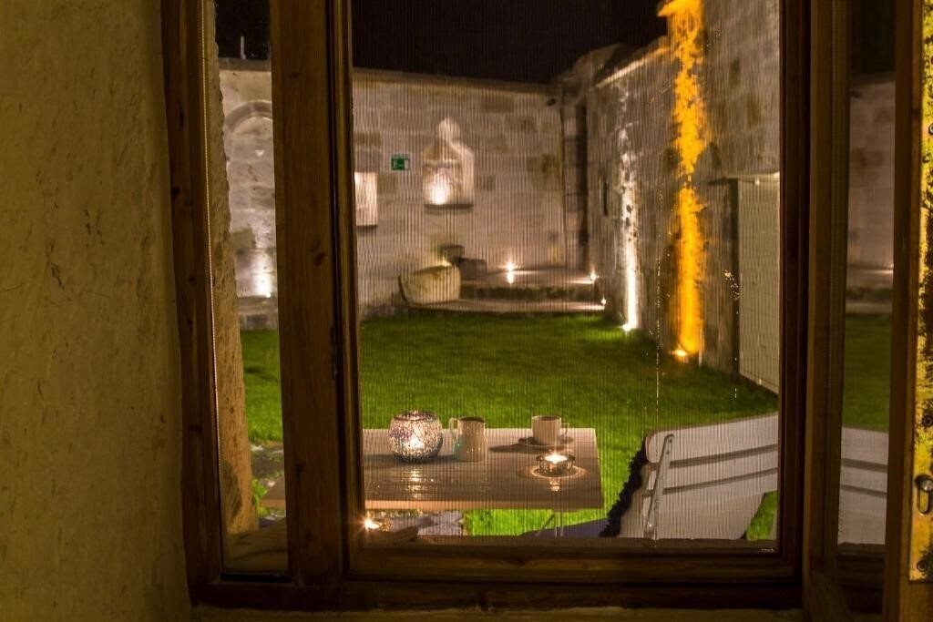 Панорама Azure Cave Suites 4*