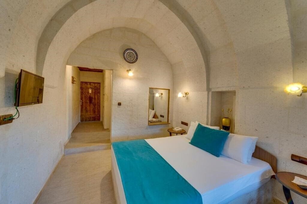 Панорама El Puente Cave Hotel 4*