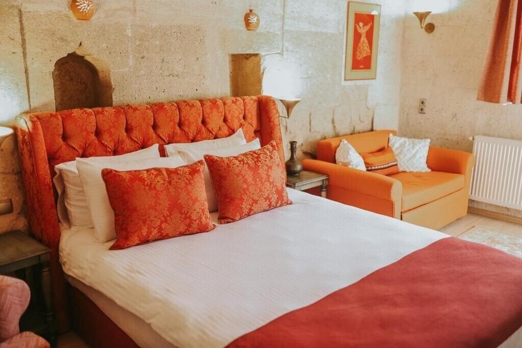 Апартаменти Elaa Cave Hotel 3*