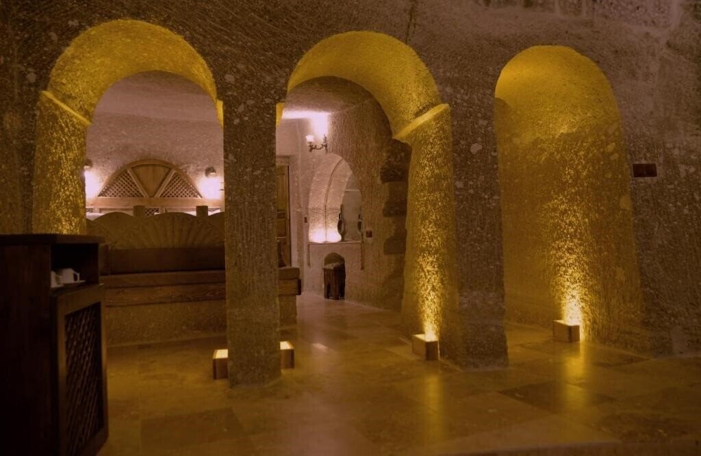 Панорама Grand Cave Suites 2*