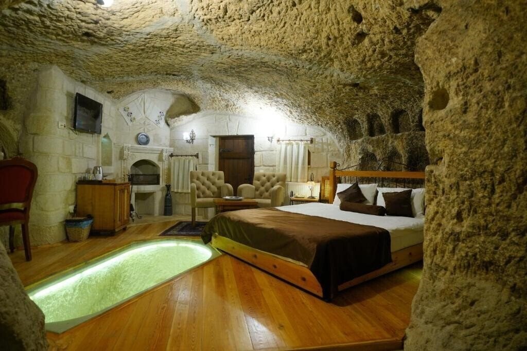 Готель Harman Cave Hotel 4*