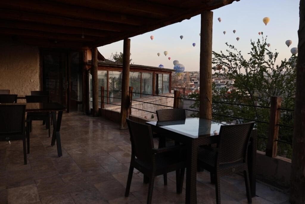 Территория Nirvana Cave Hotel 2*