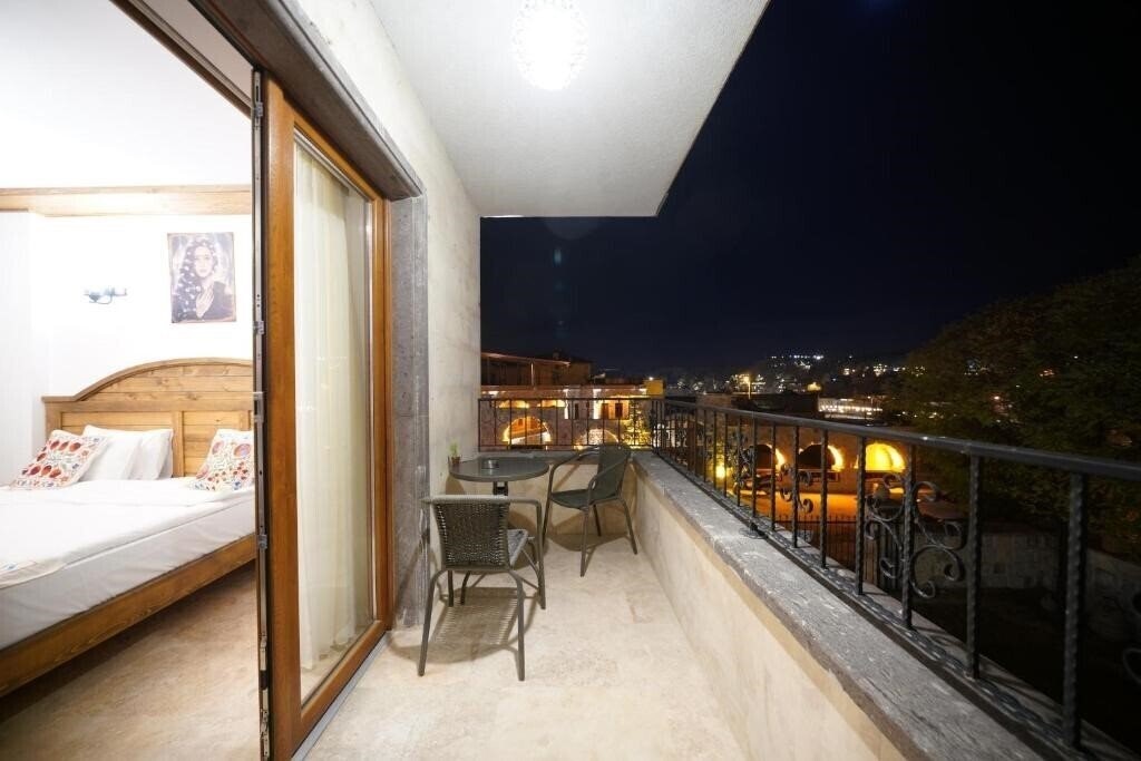 Панорама Pashahan Hotel 3*