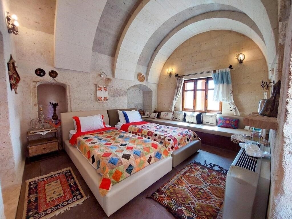 Территория Pigeon Hotel 3*