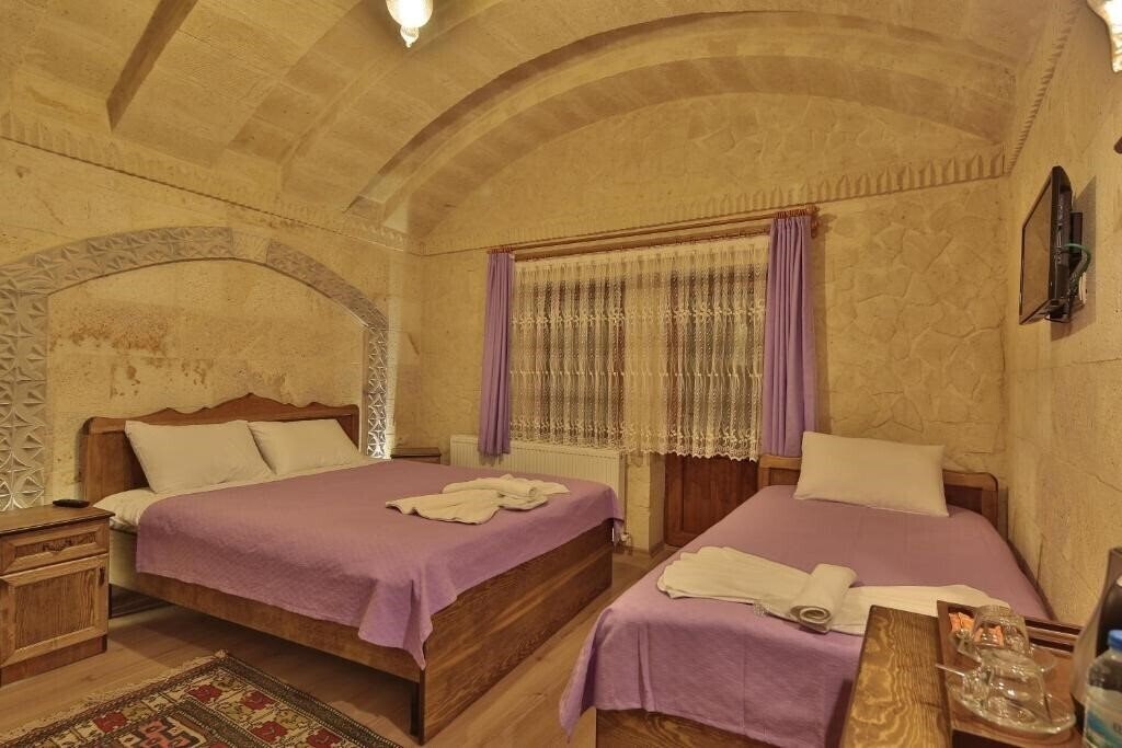 Вид Relic House Hotel + 2*