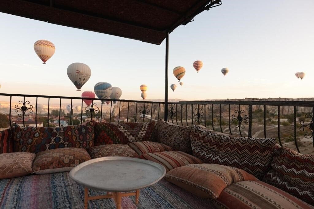 Апартаменти Rose Valley House 3*