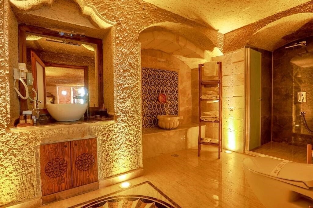 Апартаменты Ada Cave Suites 4*