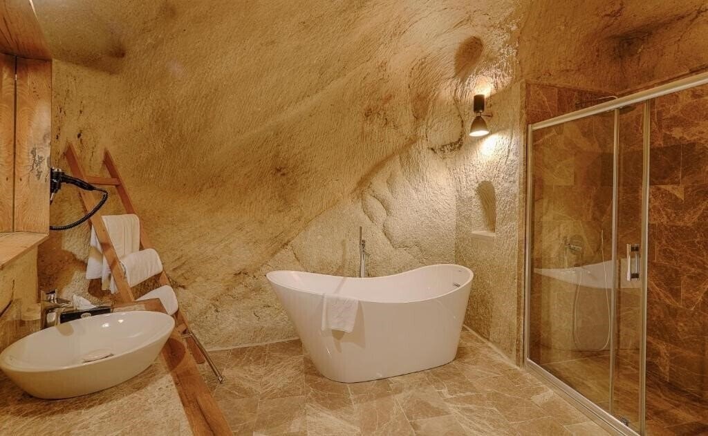 Апартаменты Solem Cave Suites 4*