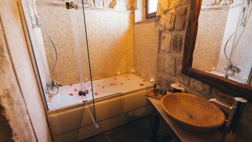 Территория Cappadocia Old Houses 4*