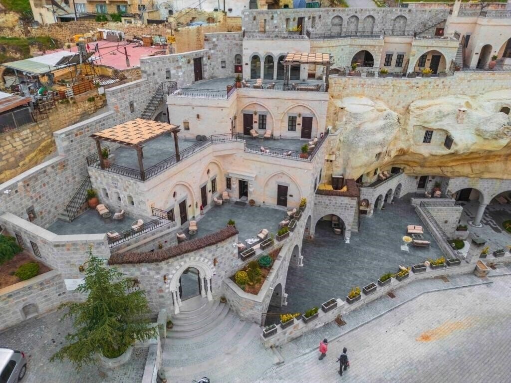 Территория Signature Cave Cappadocia, Trademark Collection by Wyndham (ex. Signature Cave Premium Suites) 5*