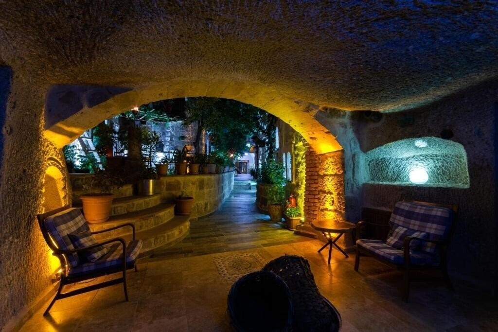 Апартаменти Vintage Cave House 3*
