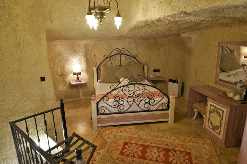 Апартаменты Caftan Cave Suites 4*