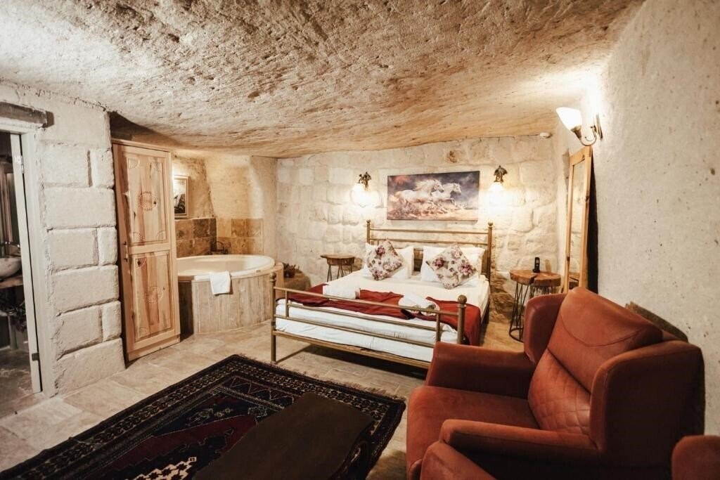 Фото Young Cave Hotel 3*
