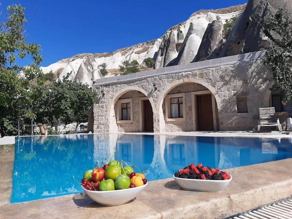 Отель Seven Rock Cave Hotel 3*