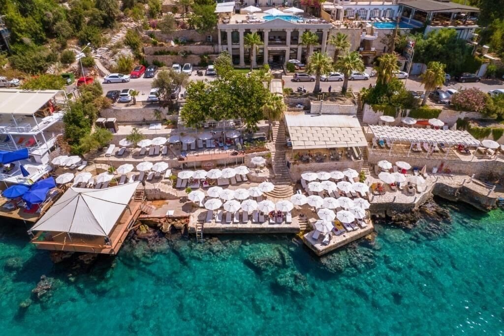 Отель Hera Hotel 3*