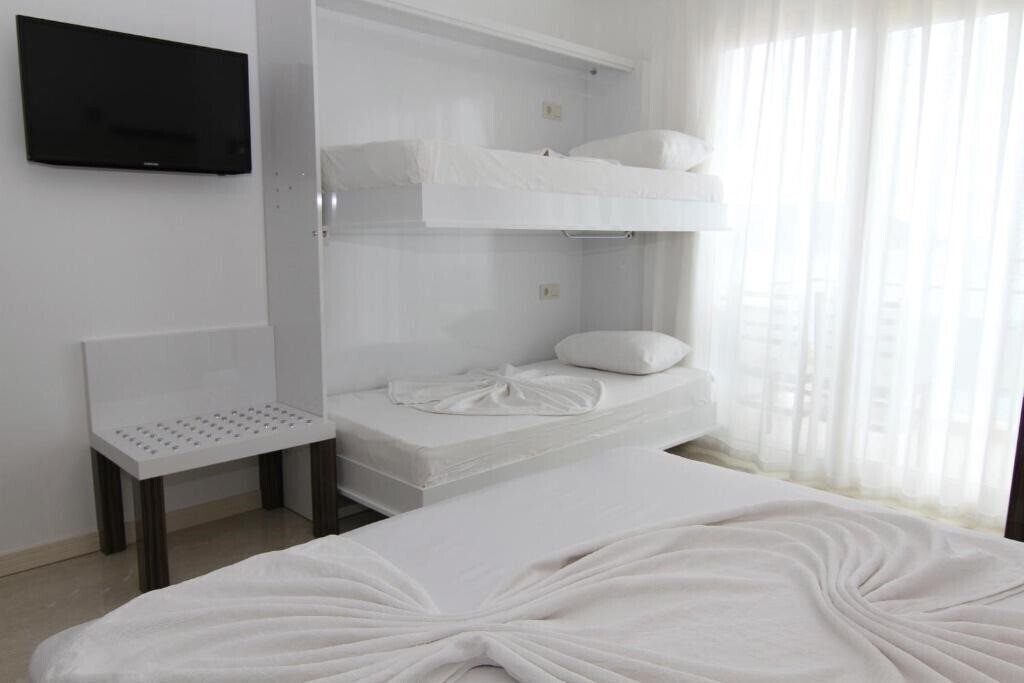 Апартаменти Maki Hotel (ex. Kas Maki Hotel, Maki Hotel 2) 3*