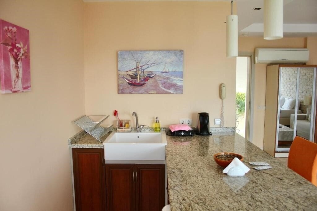 Вид Saylam Suites Boutique 3*