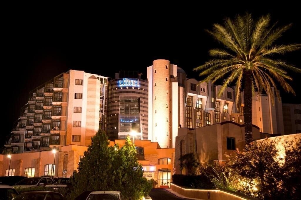 Картинка Limak Limra Hotel & Resort 5*