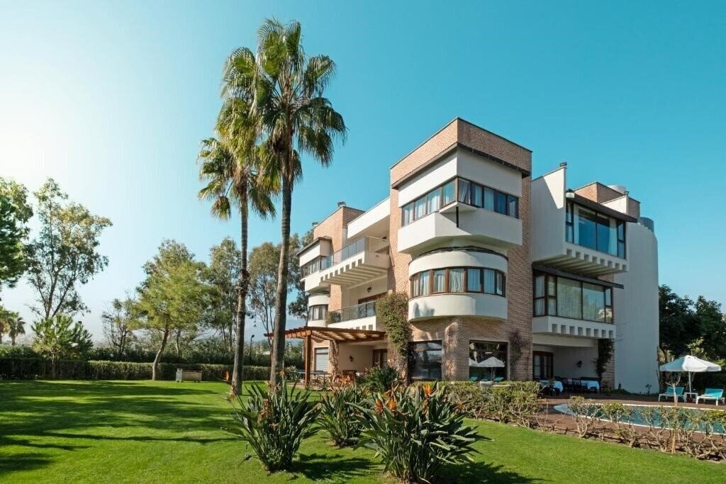 Панорама Limak Limra Hotel & Resort 5*
