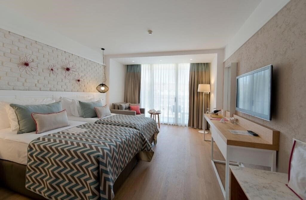 Апартаменти Akra Kemer (ex. Barut Kemer, Kemer Barut Collection) 5*