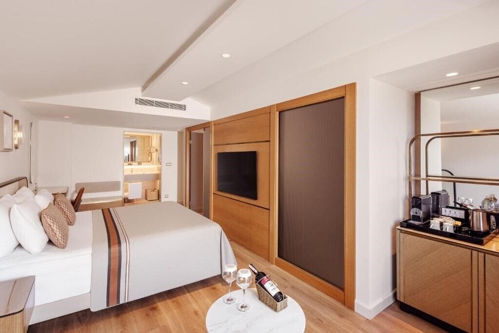 Территория Akka Antedon Hotel 5*