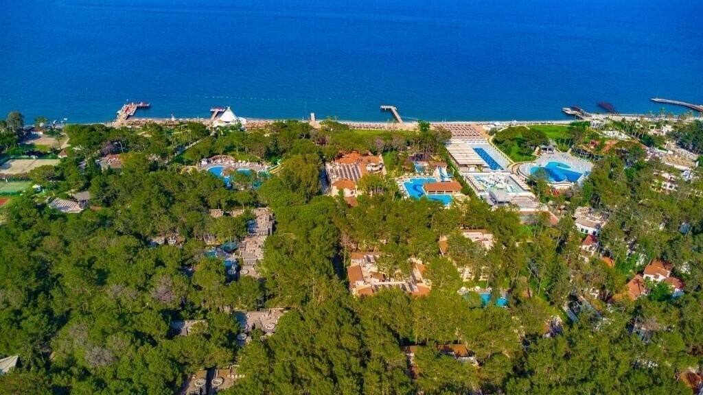 Территория Champion Holiday Village 5*