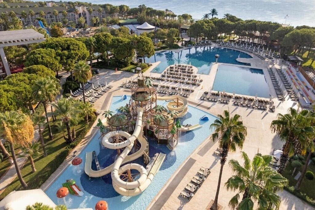 Отель Dobedan World Palace 5*