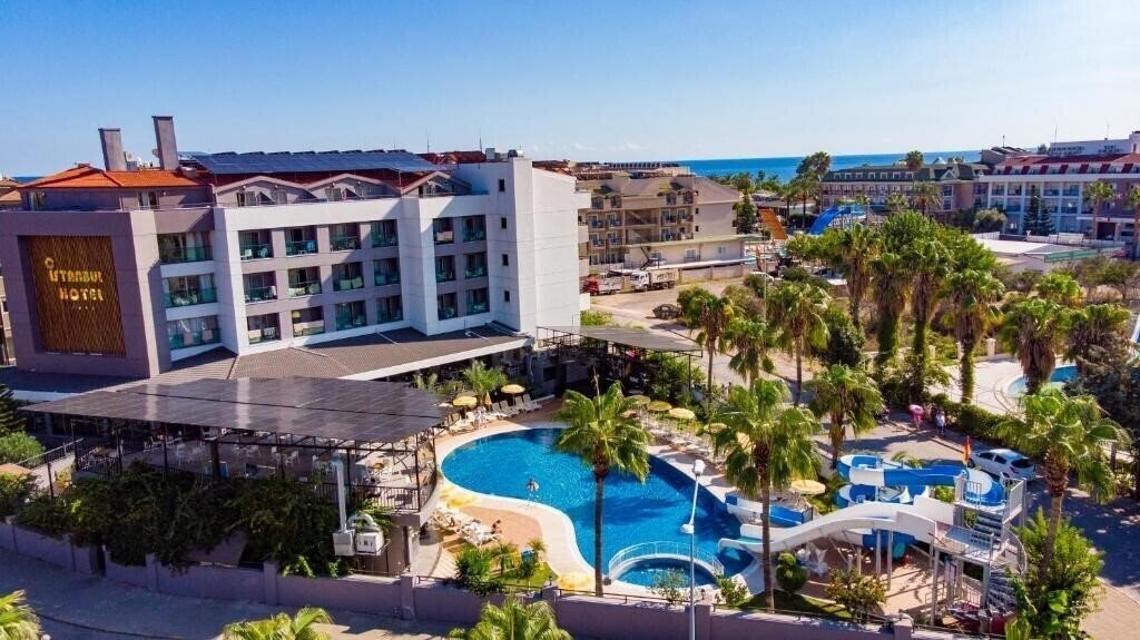 Апартаменты Istanbul Beach Hotel 4*