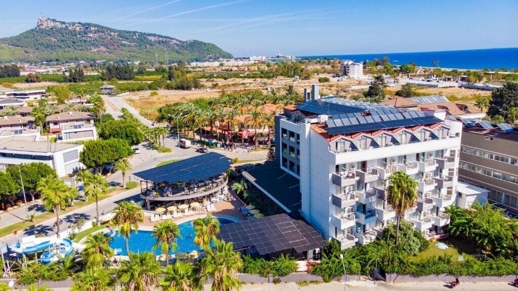 Панорама Istanbul Beach Hotel 4*