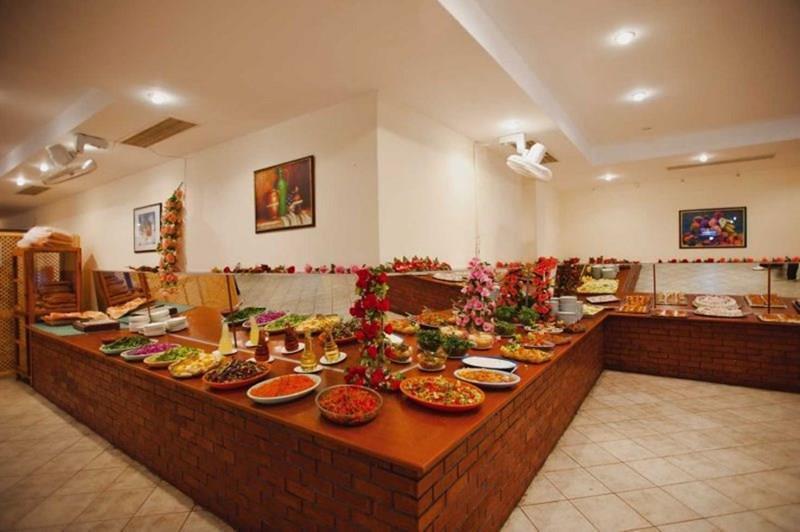 Вид Starlife Hotel (ex. Kiris Star Light Hotel) 3*