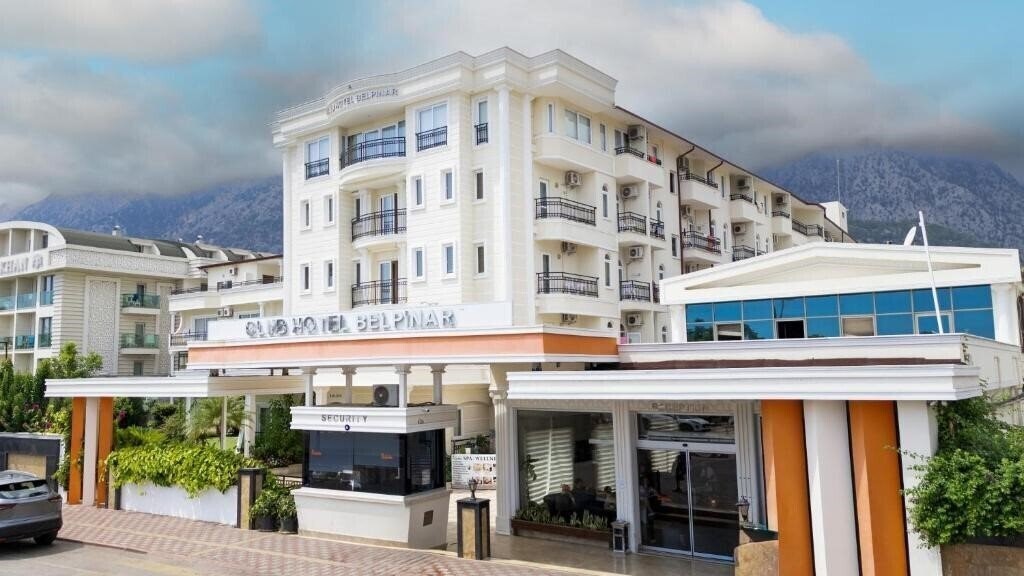 Территория Club Hotel Belpinar 4*