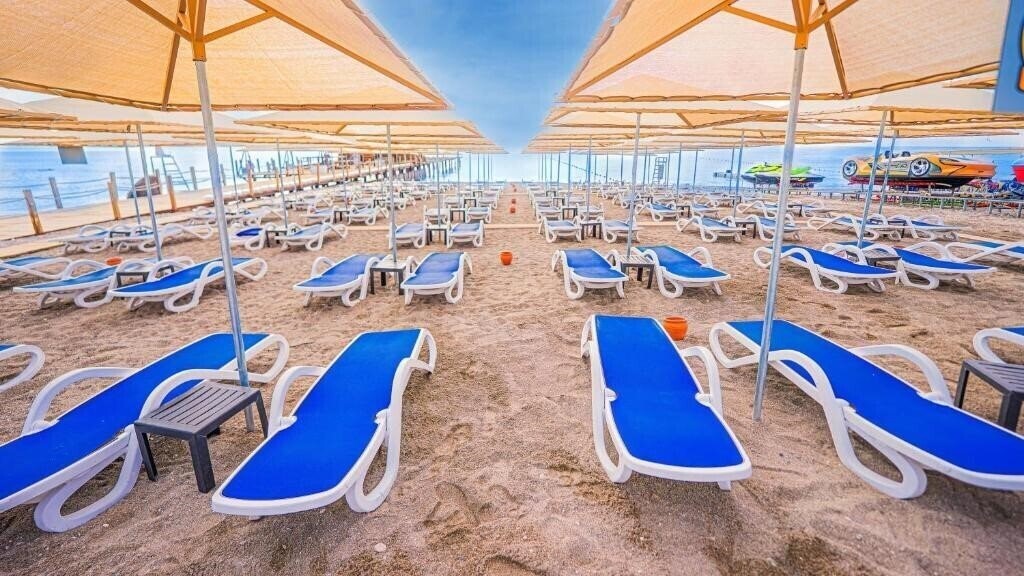 Территория Rios Beach Hotel 4*