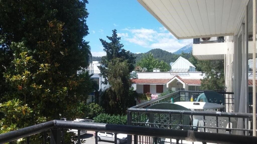 Апартаменты Romeo Beach Hotel 3*